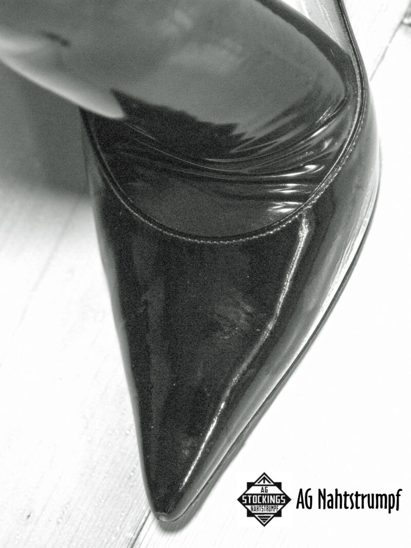Latex stockings and High Heels in a macro