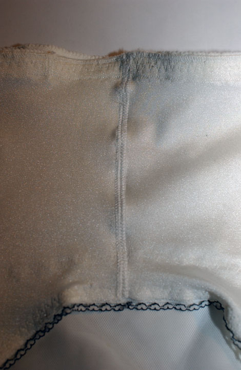 weisser Strumpfhalter selbstgemacht