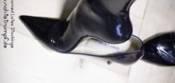 Perfekte Harmonie Fuß in Latexstrümpfe und ein Jimmy Choo High Heel