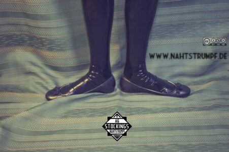 AG Nahtstrumpf seamed latex stockings, Version "comfort fit" Latex stockings, flats