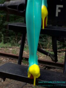 2013: Detail of AG Nahtstrumpf handmade latex stockings Jade green seams